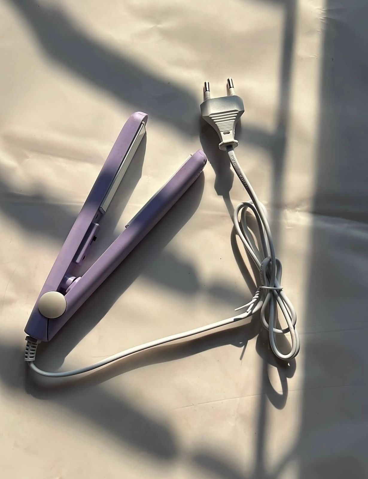 Mini Hair Straightener ( FLAT 50% OFF NOW! )